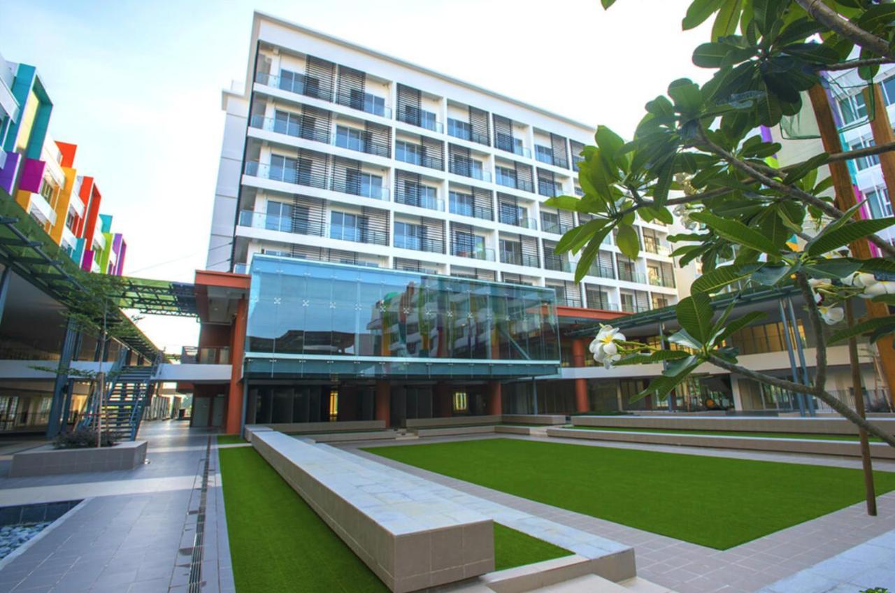 Aeropod 2 Queen Bed Near Airport & Kk Free Parking Netflix Kota Kinabalu